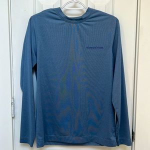 ***NEW W/O TAGS*** Vineyard Vines Men’s Performance Shirt!!